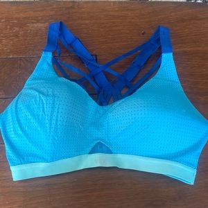 VS Sports Bra